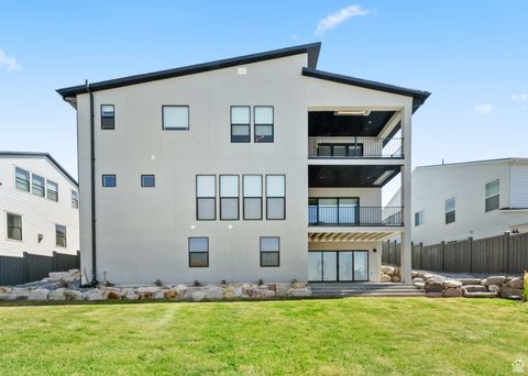 Tiny photo for 5591 N VALLEY VIEW RD E, Lehi, UT 84043 (MLS # 2114726)