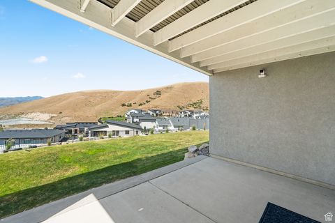Tiny photo for 5591 N VALLEY VIEW RD E, Lehi, UT 84043 (MLS # 2114726)