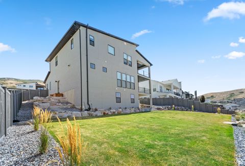 Tiny photo for 5591 N VALLEY VIEW RD E, Lehi, UT 84043 (MLS # 2114726)