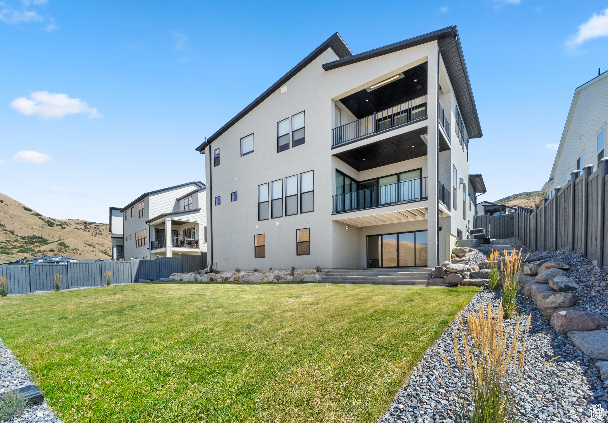 CANYON POINT - Residential