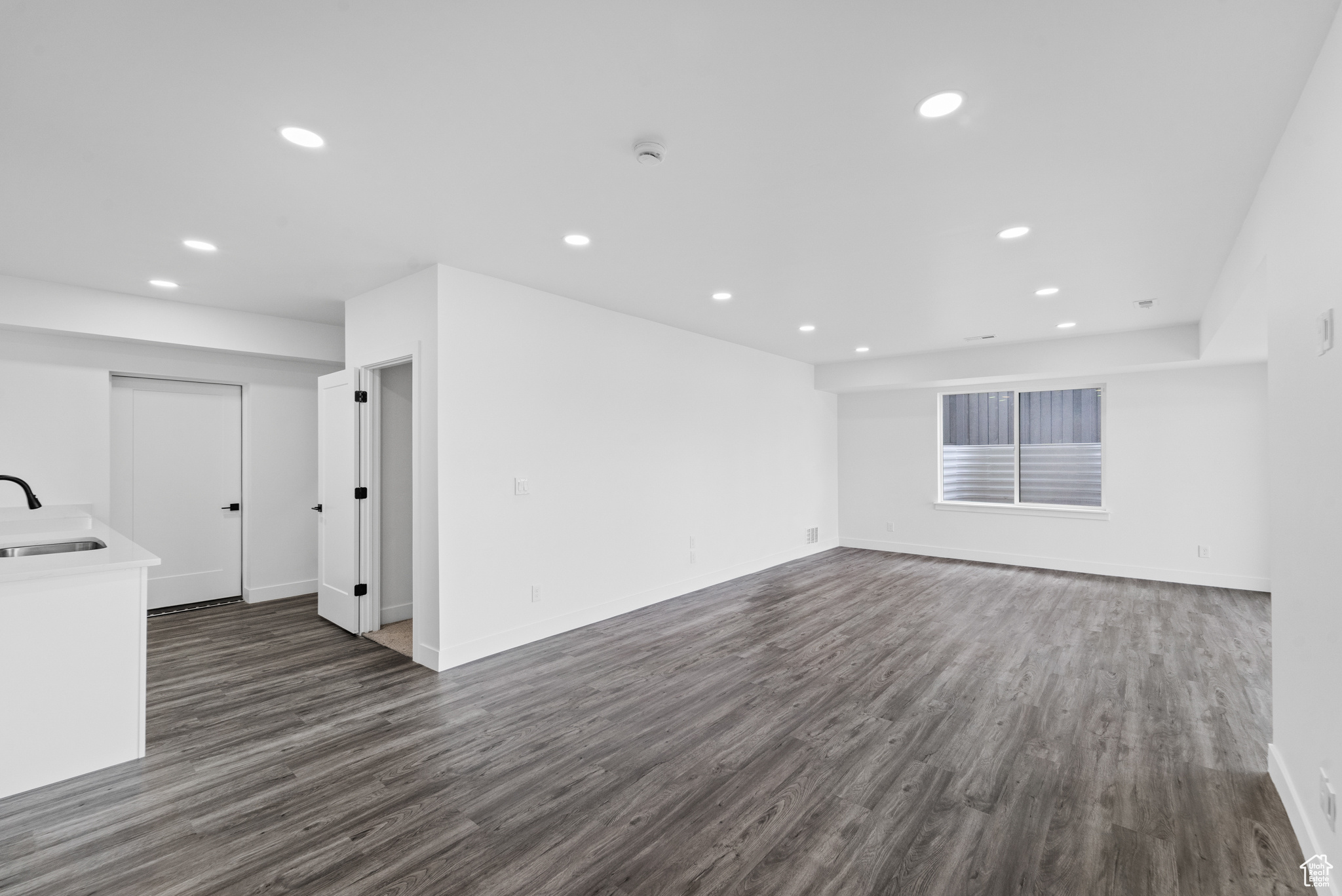 CANYON POINT - Residential