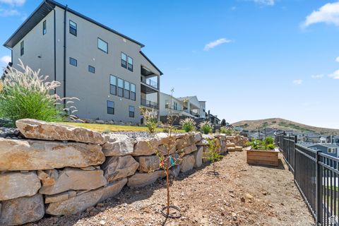 Tiny photo for 5591 N VALLEY VIEW RD E, Lehi, UT 84043 (MLS # 2114726)