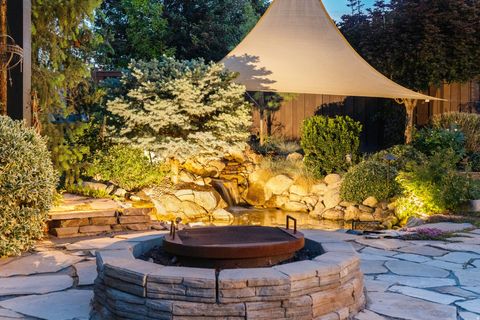 Tiny photo for 1247 W ALTA CREEK CIR S, South Jordan, UT 84095 (MLS # 2159067)
