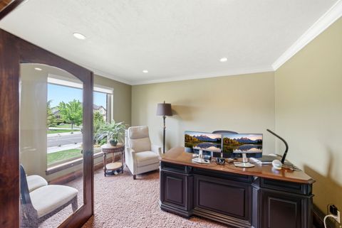 Tiny photo for 1247 W ALTA CREEK CIR S, South Jordan, UT 84095 (MLS # 2159067)
