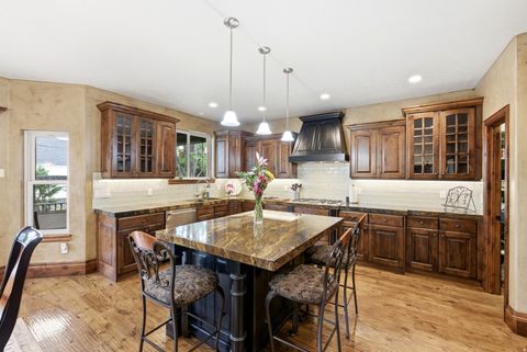 Tiny photo for 1247 W ALTA CREEK CIR S, South Jordan, UT 84095 (MLS # 2159067)