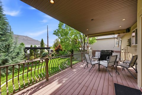 Tiny photo for 1247 W ALTA CREEK CIR S, South Jordan, UT 84095 (MLS # 2159067)