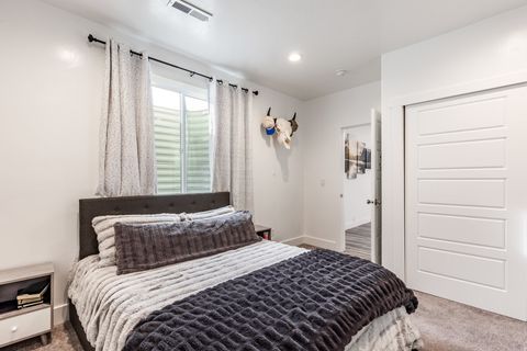 Tiny photo for 1414 E 400 S, Heber City, UT 84032 (MLS # 2127558)