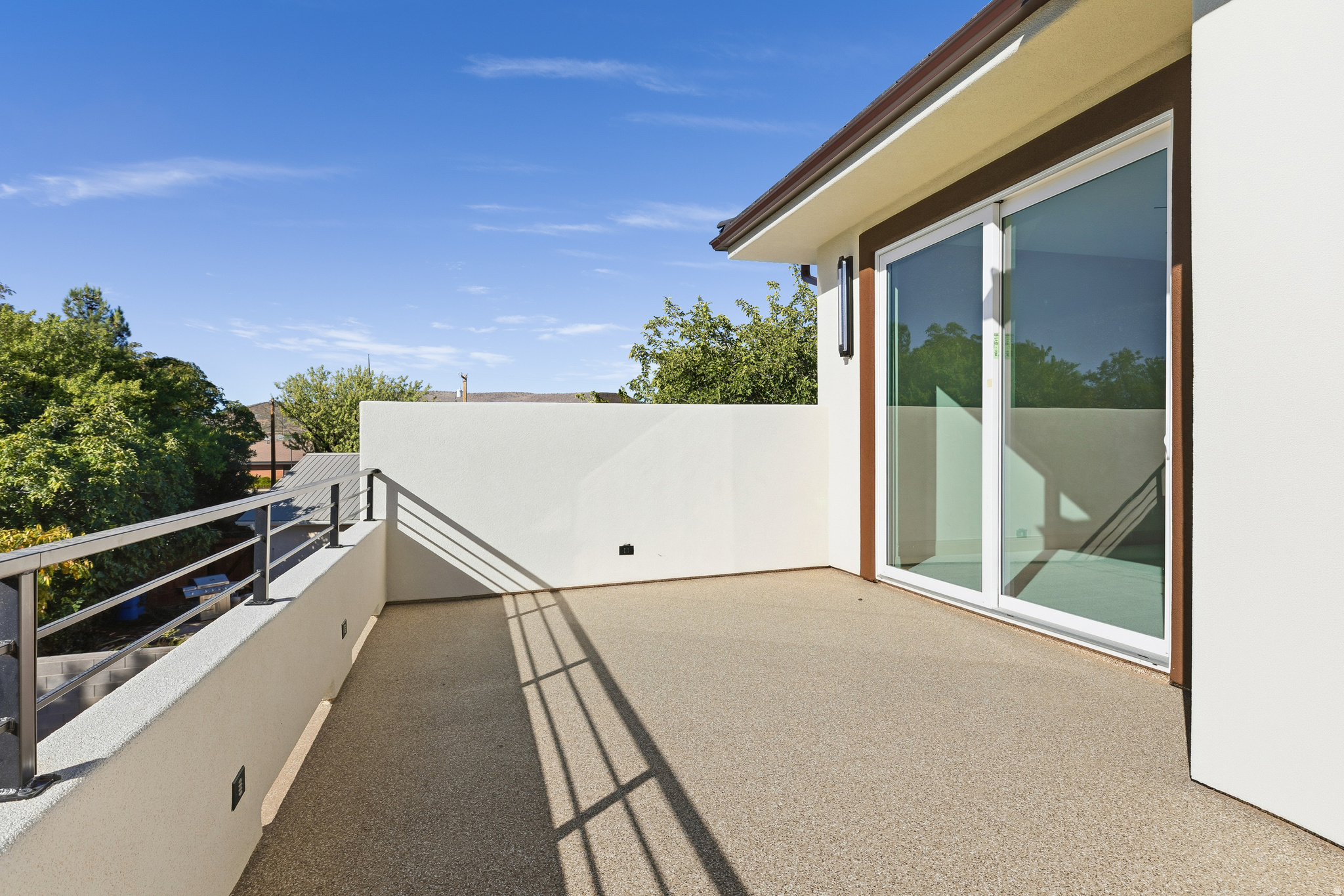 FALCON RIDGE - Residential