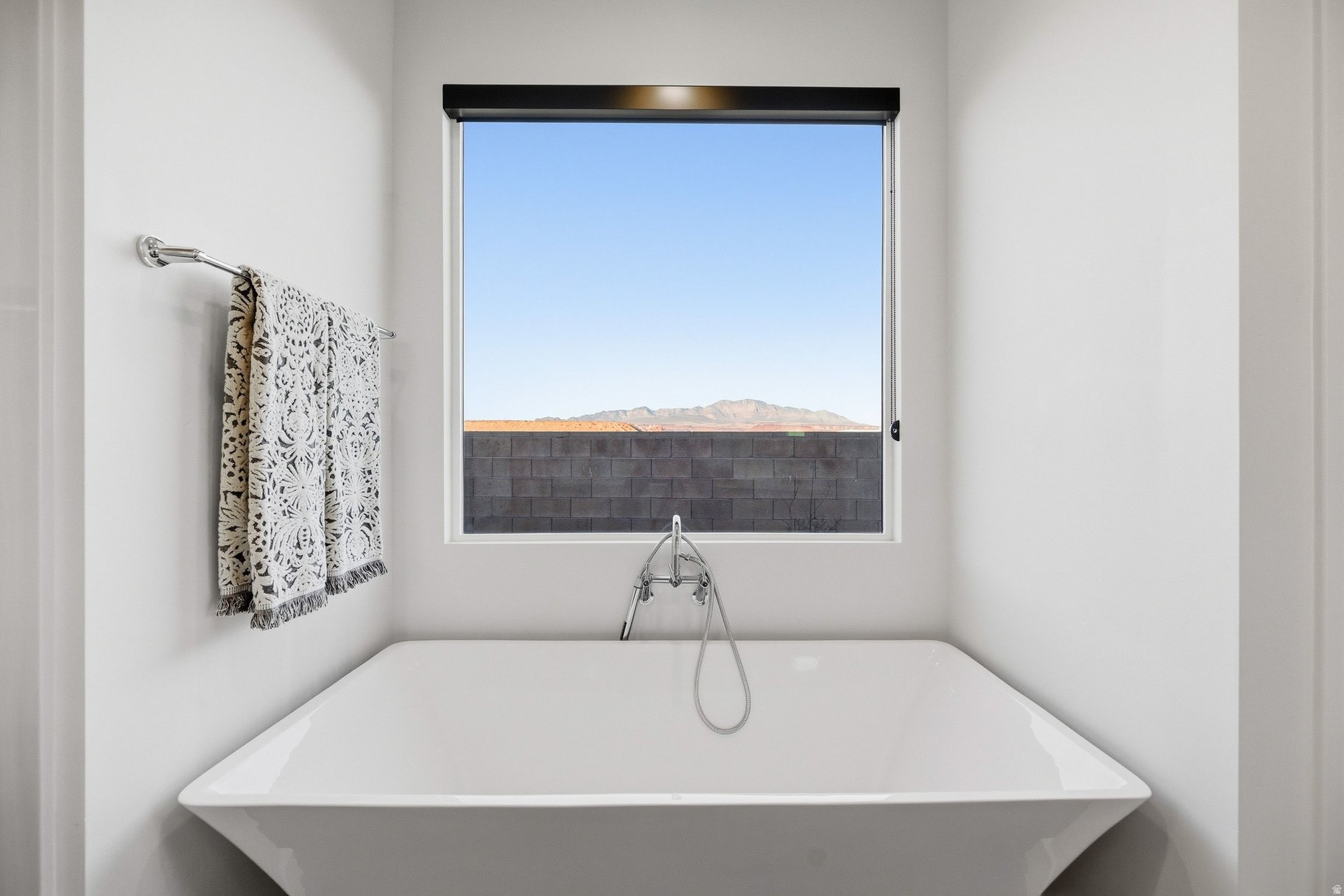 ARANCIO POINT AT DIVARIO PH 1 - Residential