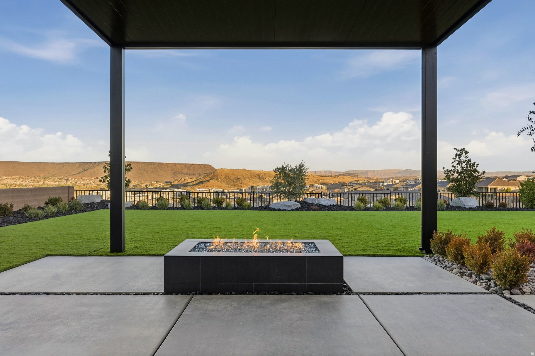 ARANCIO POINT AT DIVARIO PH 1 - Residential