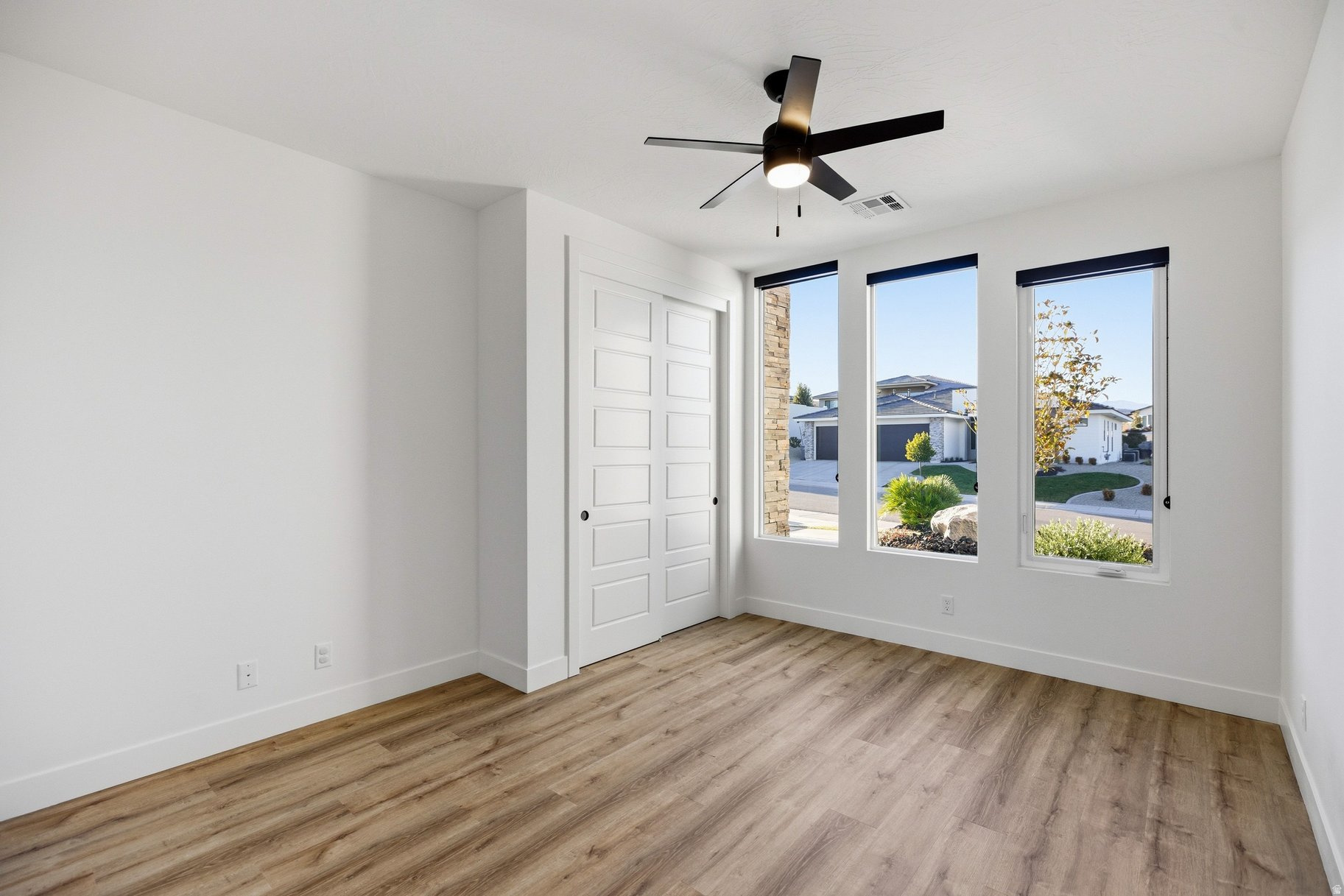 ARANCIO POINT AT DIVARIO PH 1 - Residential