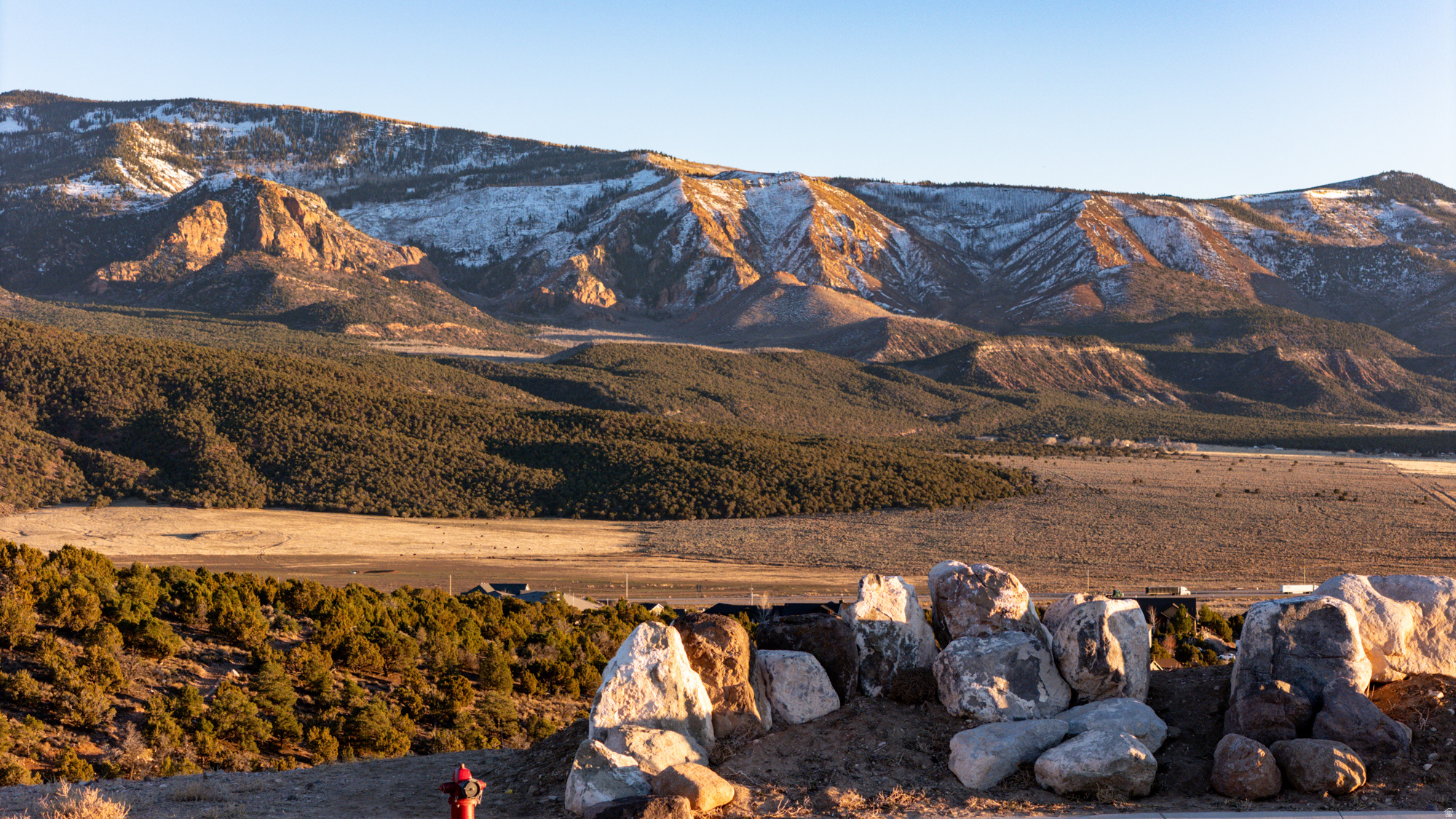 SADDLEBACK RIDGE - Land