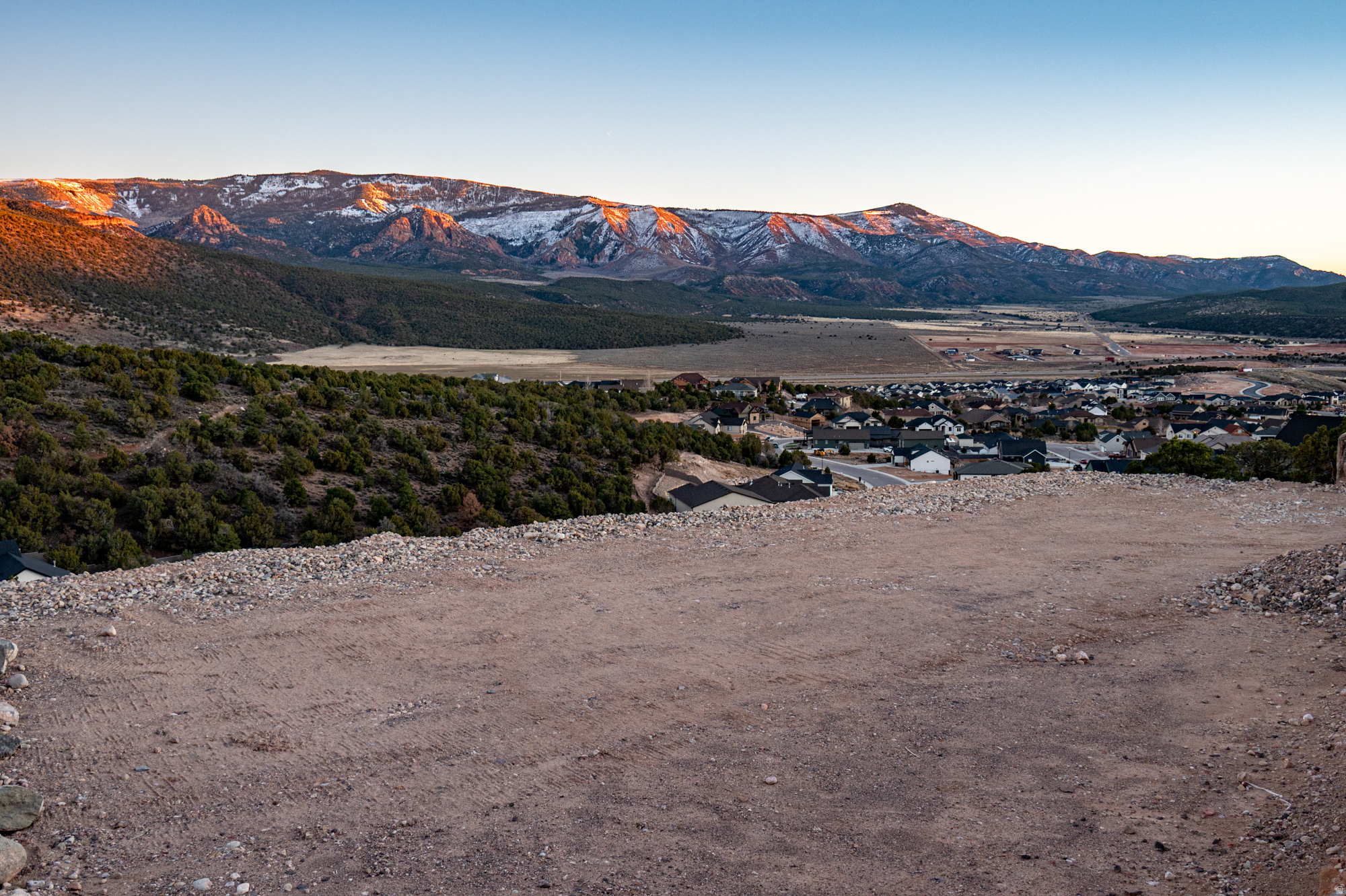 SADDLEBACK RIDGE - Land