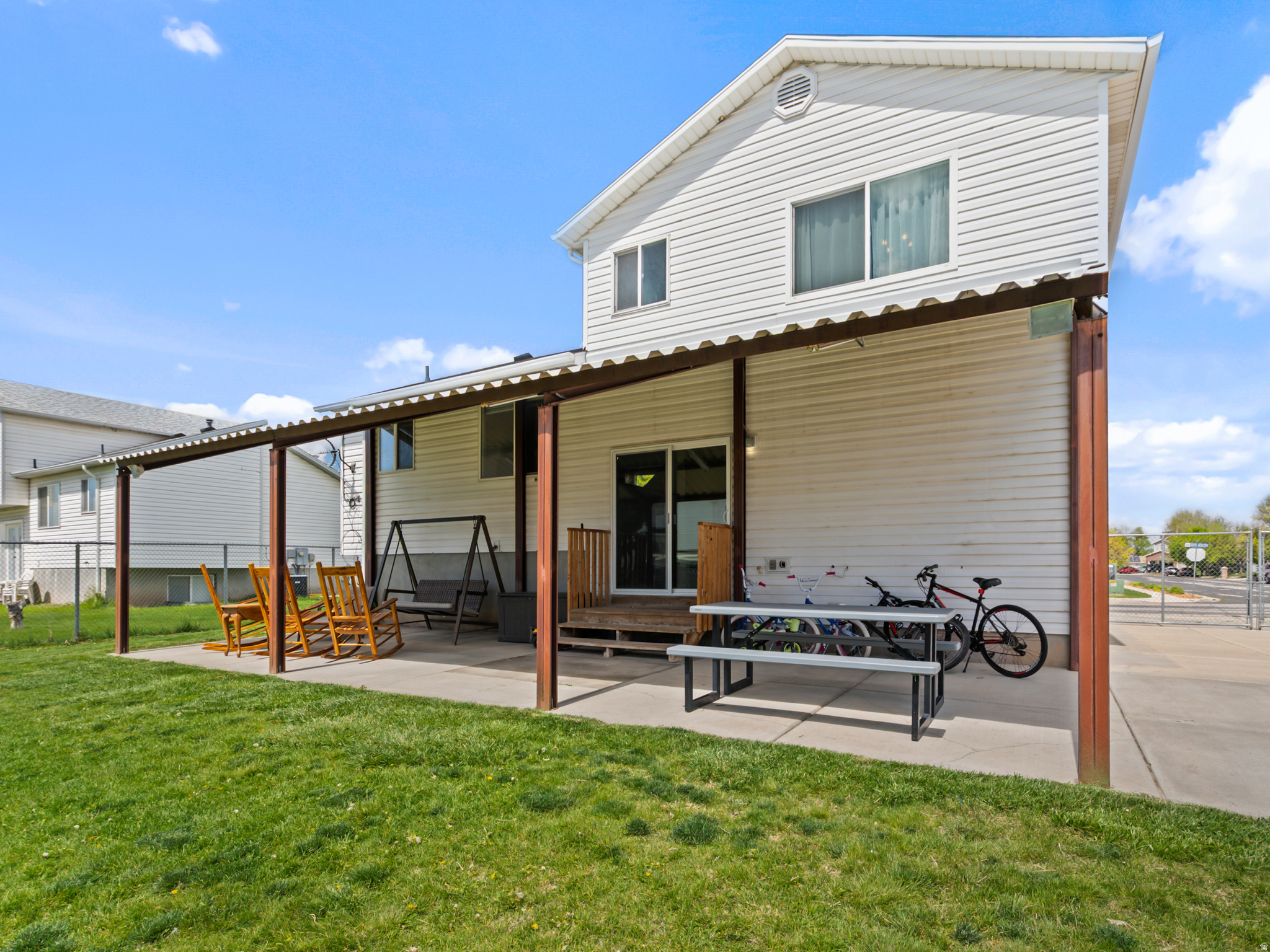 WOODMERE ESTATES - Residential