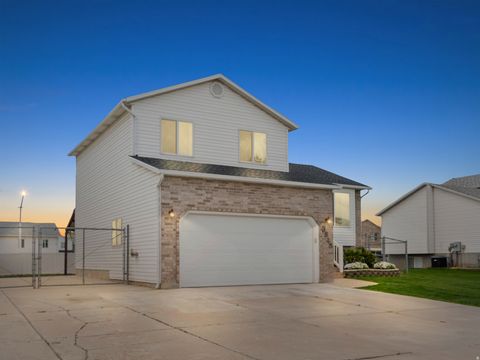 Tiny photo for 3815 W 5575 S, Roy, UT 84067 (MLS # 2152031)