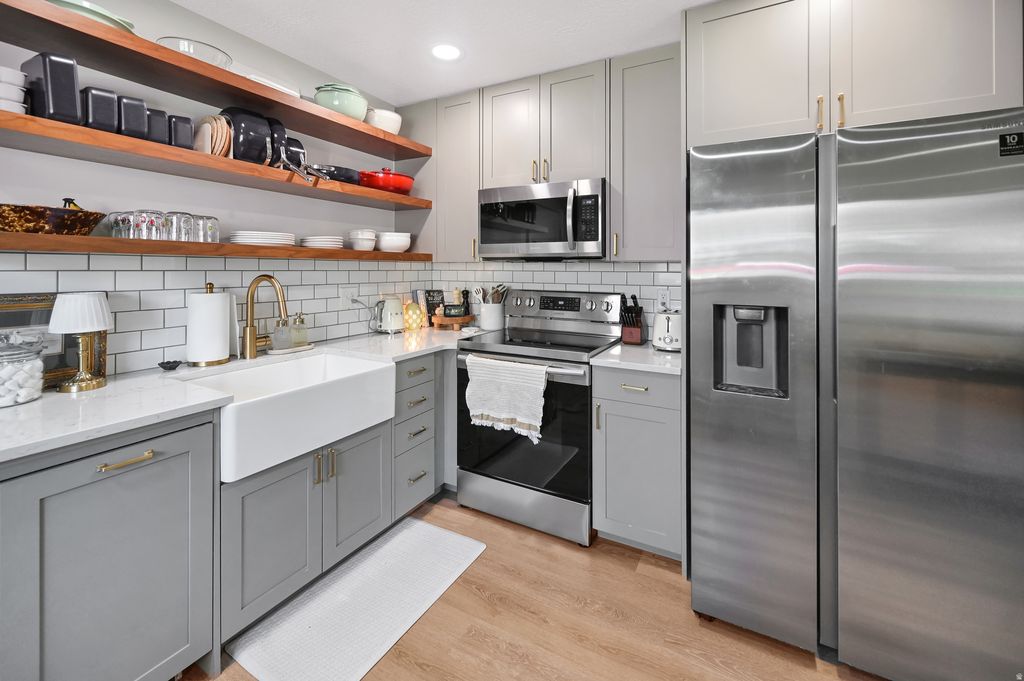 Photo of 363 N 300 E, Logan, UT 84321 (MLS # 2144637)