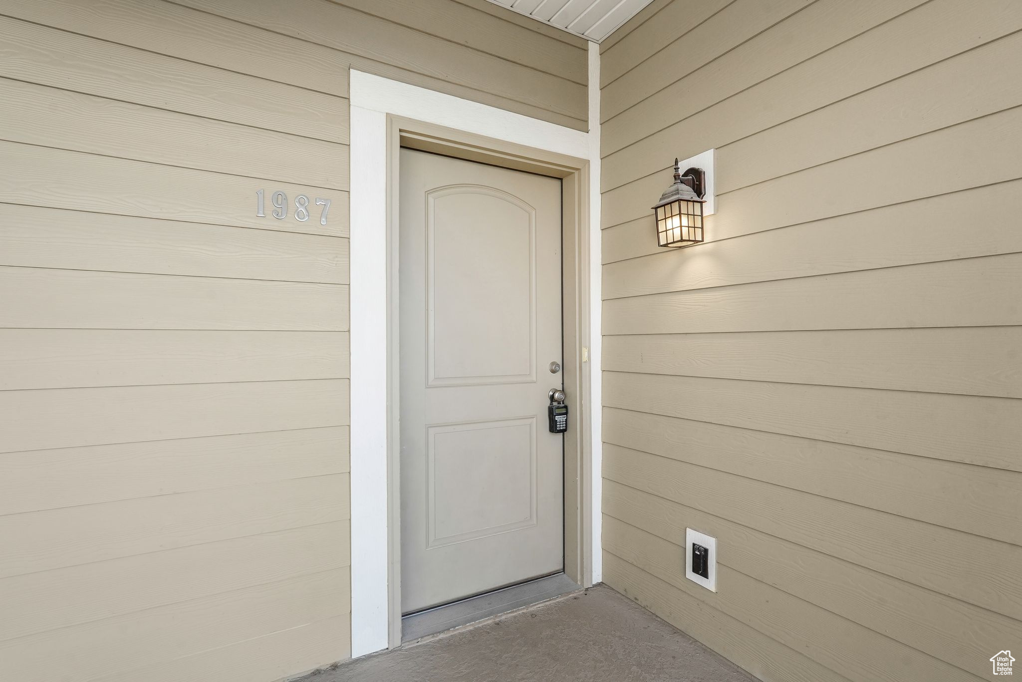 HILLCREST CONDO - Residential