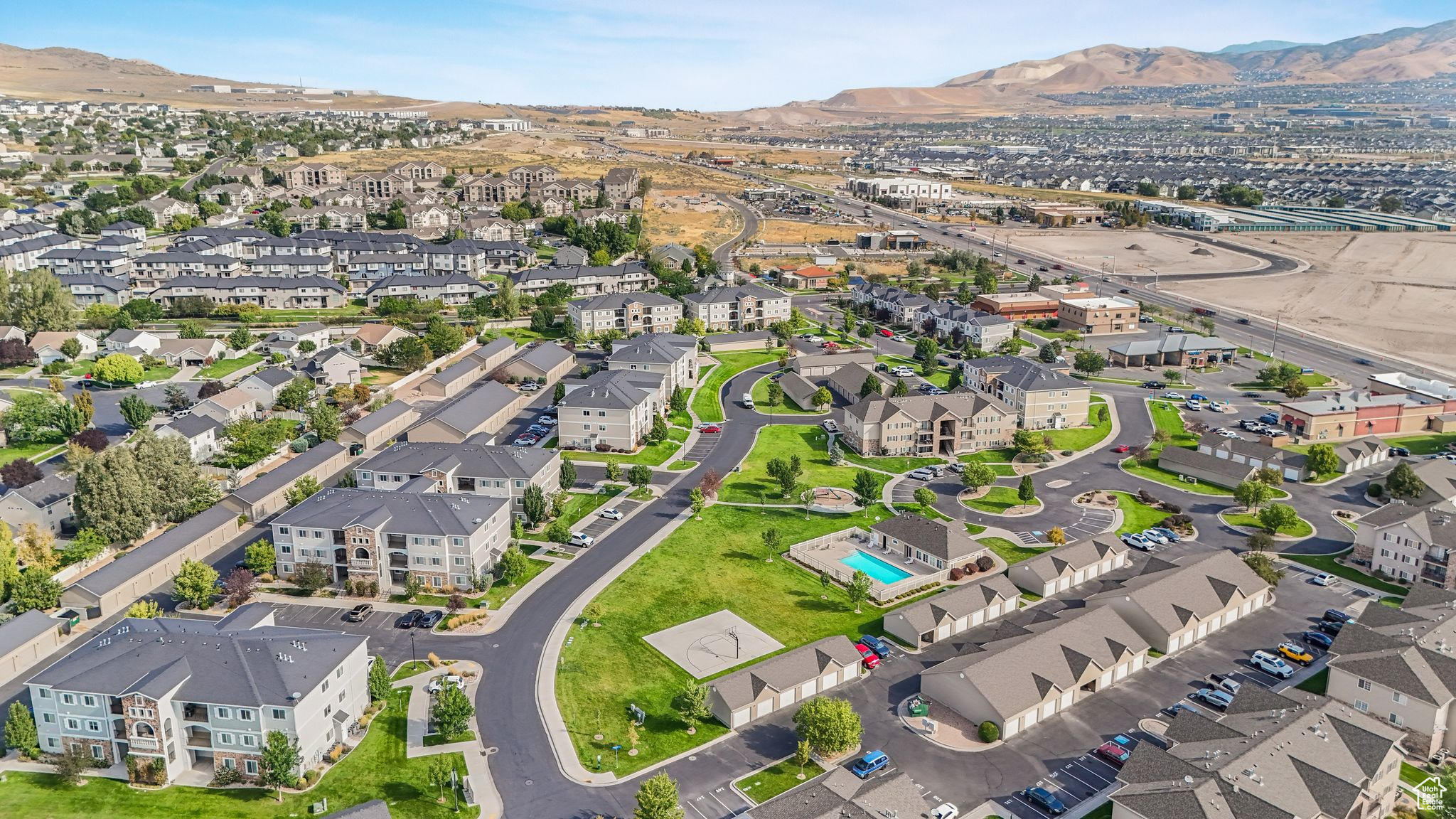 HILLCREST CONDO - Residential