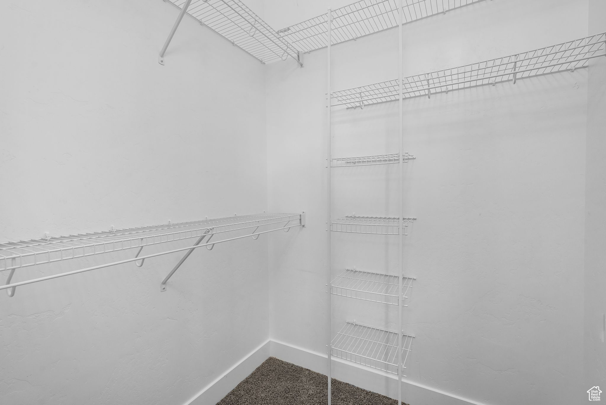 HILLCREST CONDO - Residential