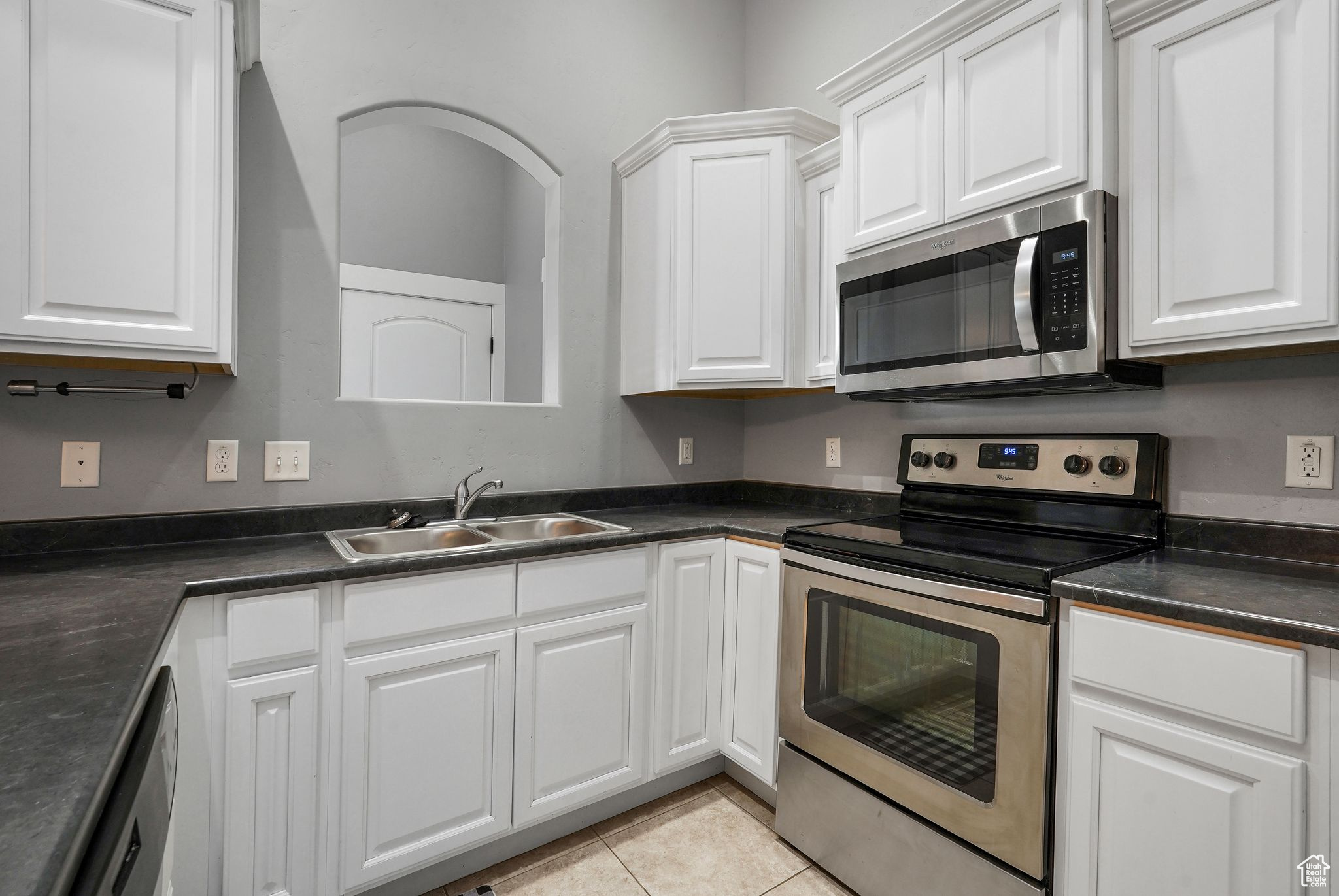 HILLCREST CONDO - Residential