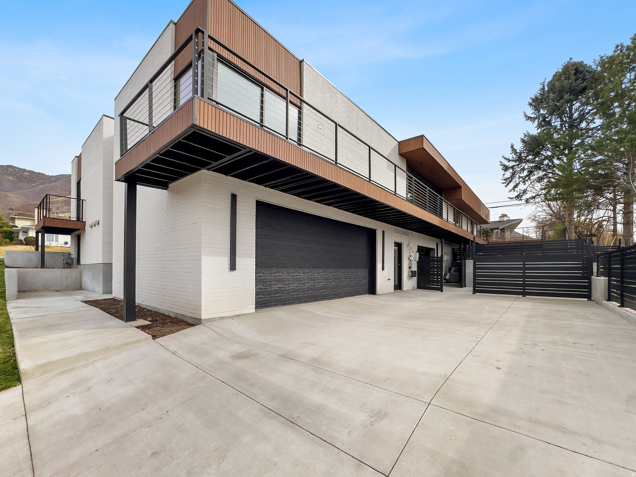 ST MARY HILL - Residential