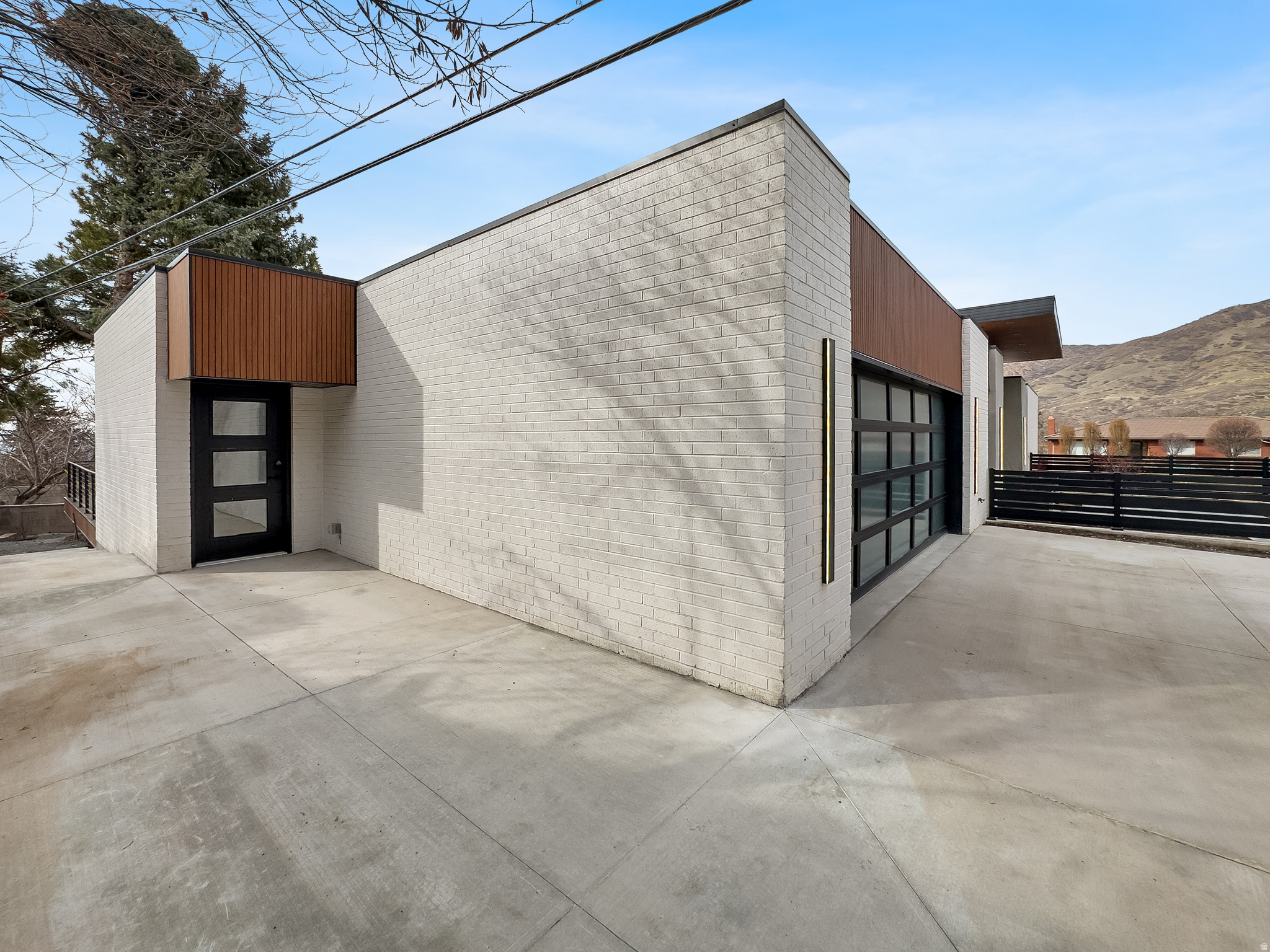 ST MARY HILL - Residential