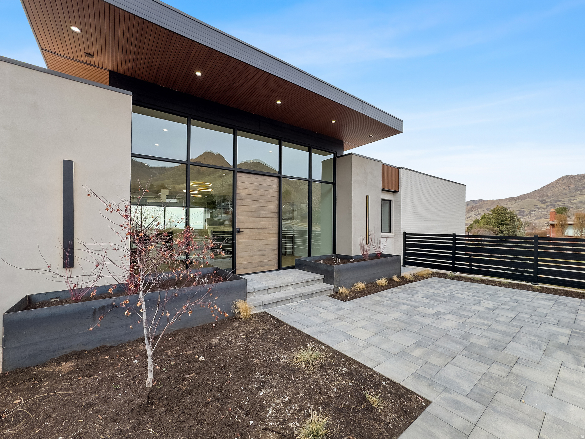 ST MARY HILL - Residential