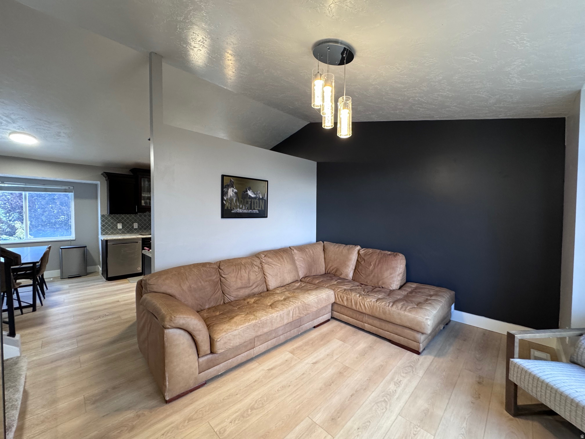 OQUIRRH SHADOWS - Residential