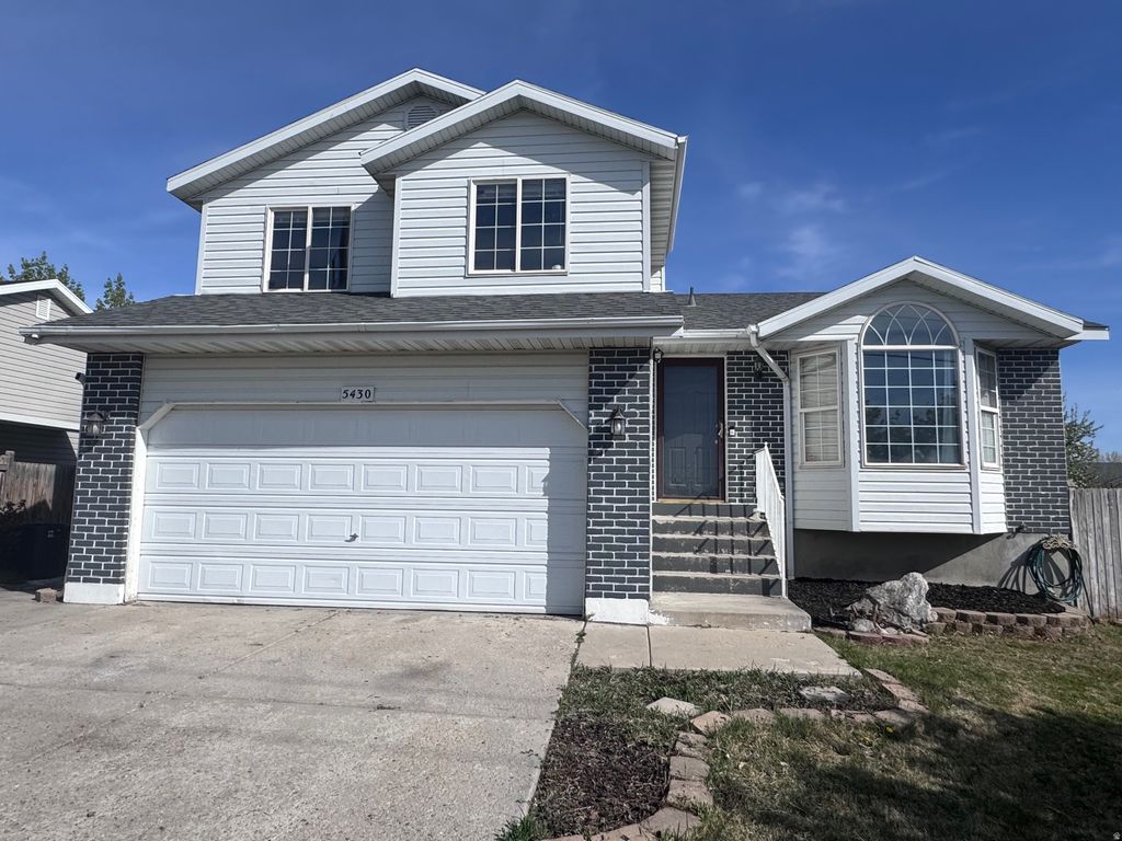 Photo of 5430 W 7000 S, West Jordan, UT 84084 (MLS # 2147904)