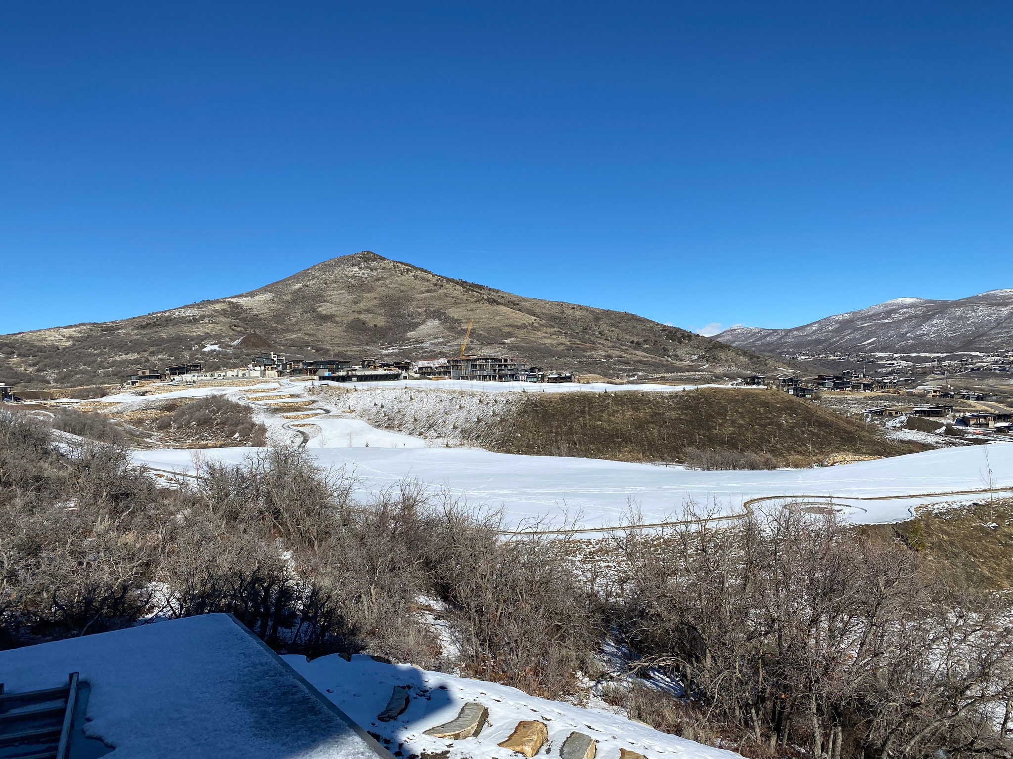 AMANTI LAGO - Residential