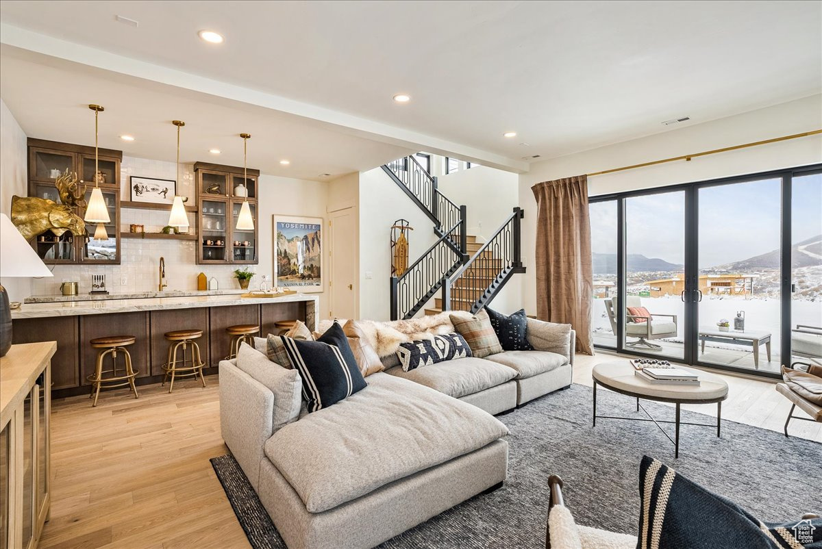 AMANTI LAGO - Residential