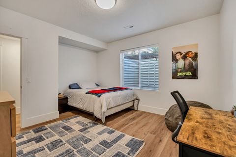 Tiny photo for 496 E 1200 N, Mapleton, UT 84664 (MLS # 2120567)