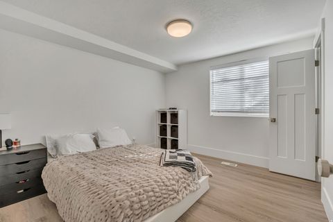 Tiny photo for 496 E 1200 N, Mapleton, UT 84664 (MLS # 2120567)