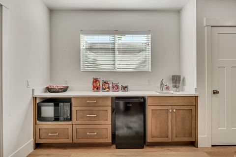 Tiny photo for 496 E 1200 N, Mapleton, UT 84664 (MLS # 2120567)