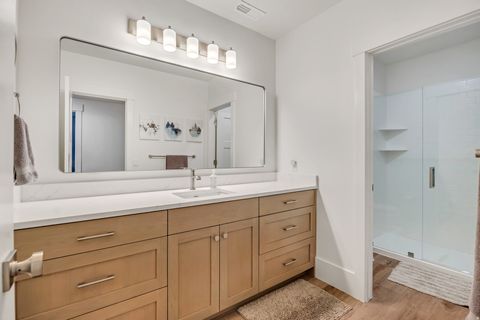 Tiny photo for 496 E 1200 N, Mapleton, UT 84664 (MLS # 2120567)