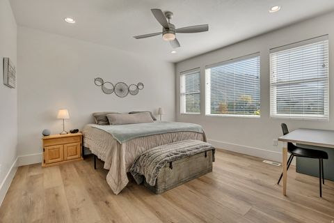 Tiny photo for 496 E 1200 N, Mapleton, UT 84664 (MLS # 2120567)