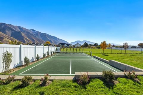 Tiny photo for 496 E 1200 N, Mapleton, UT 84664 (MLS # 2120567)