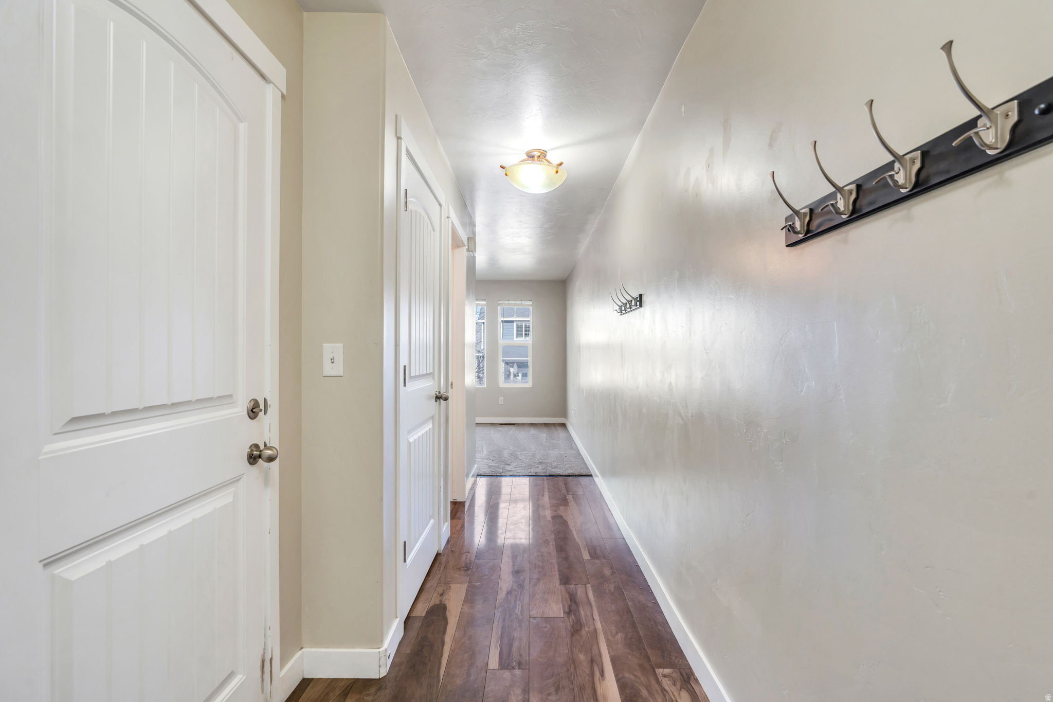 DRAPER HILLSIDE HOME - Residential