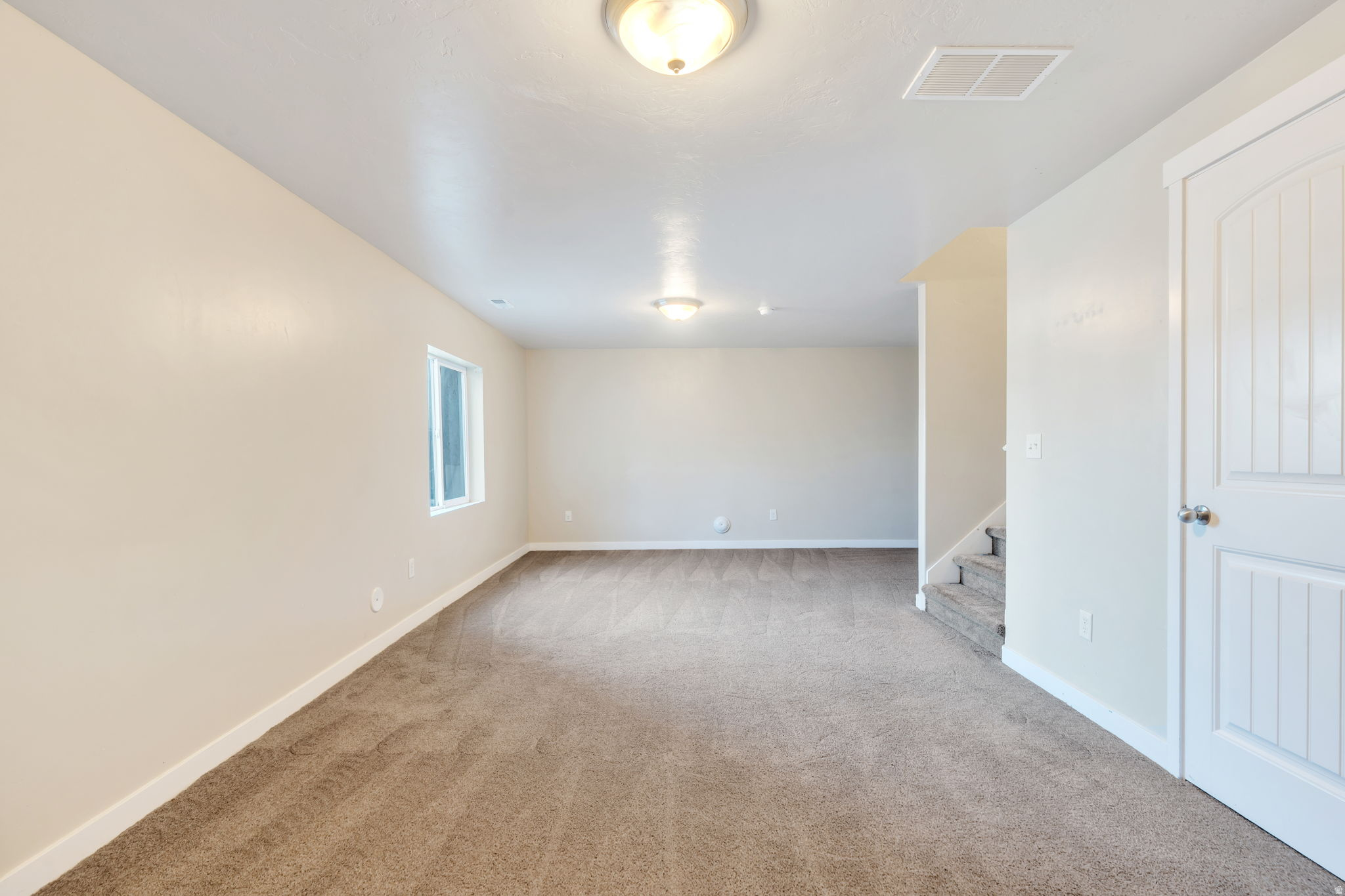 DRAPER HILLSIDE HOME - Residential