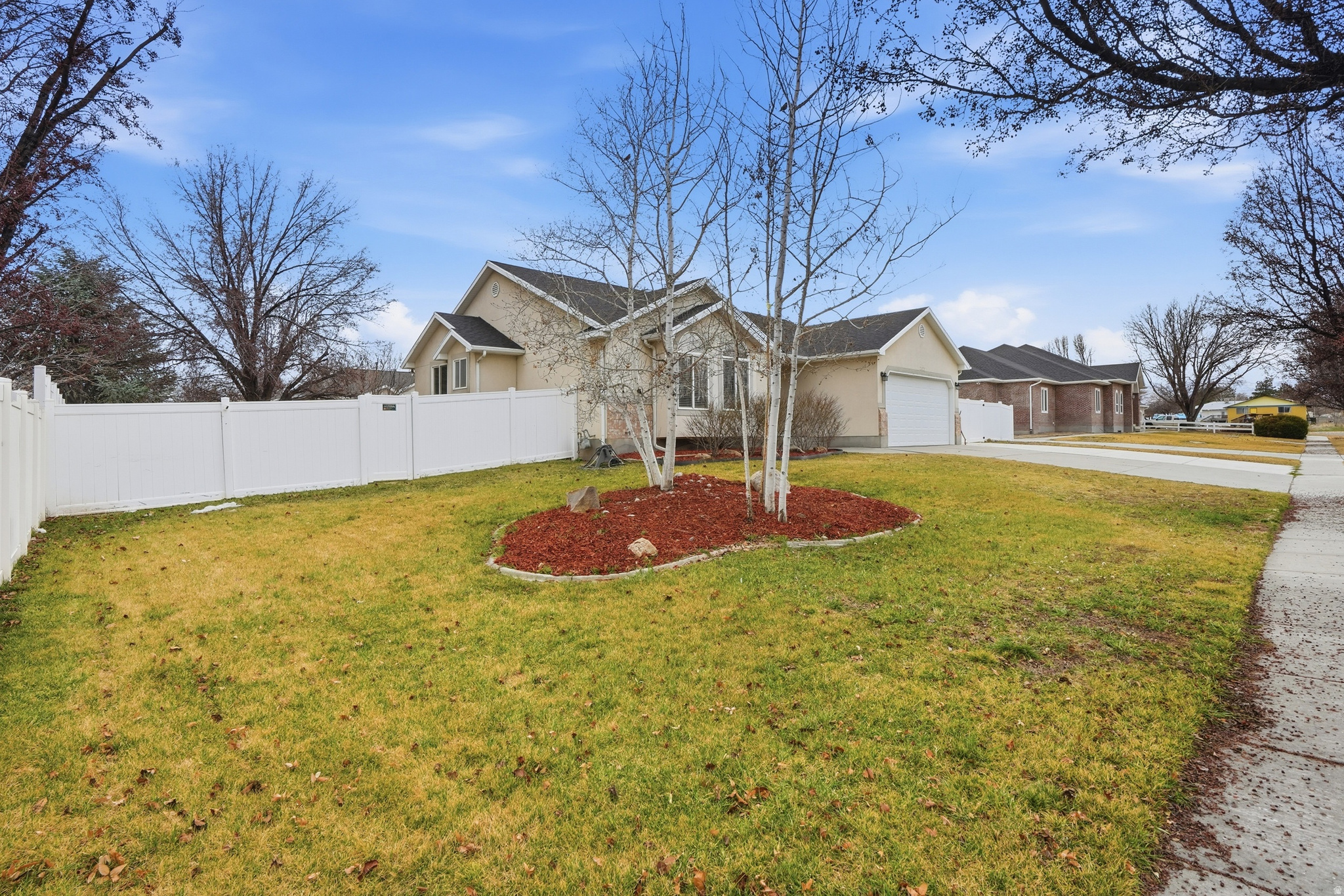 MEADOWS - Residential