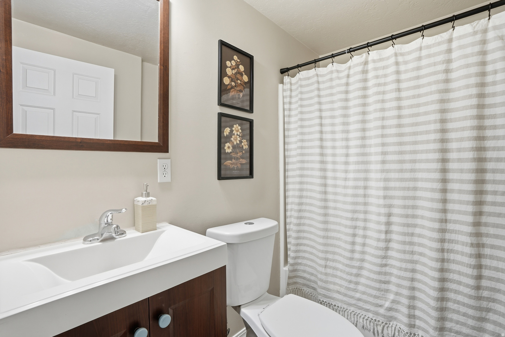 MEADOWS - Residential