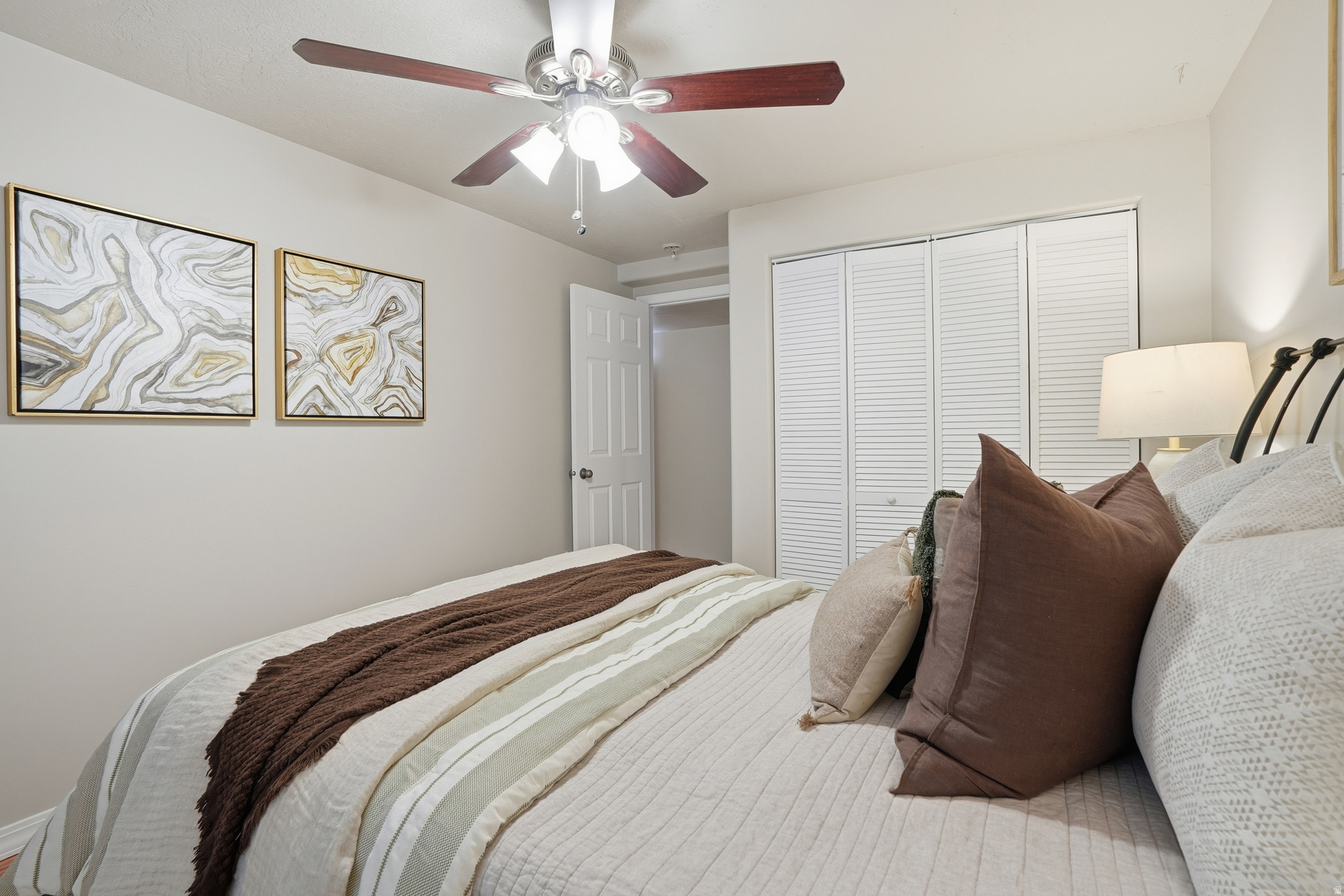 MEADOWS - Residential