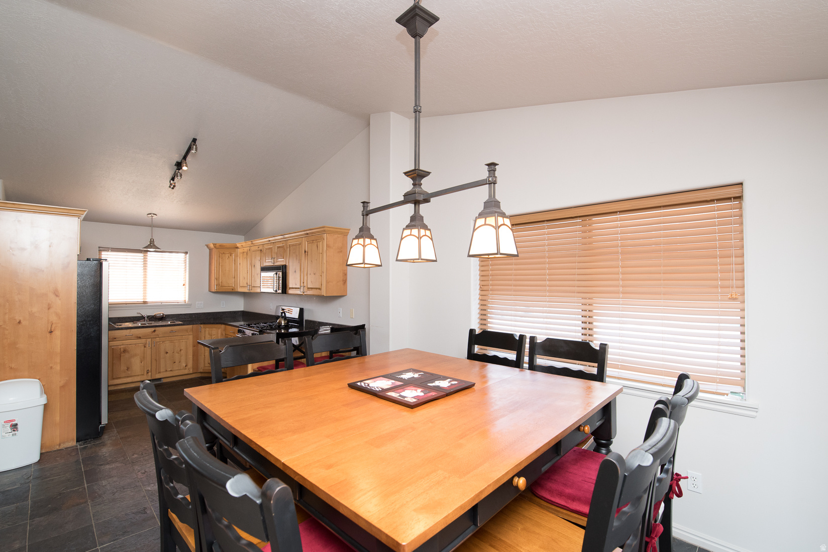 SUNRISE HILLS SUBDIVISION - Residential Lease