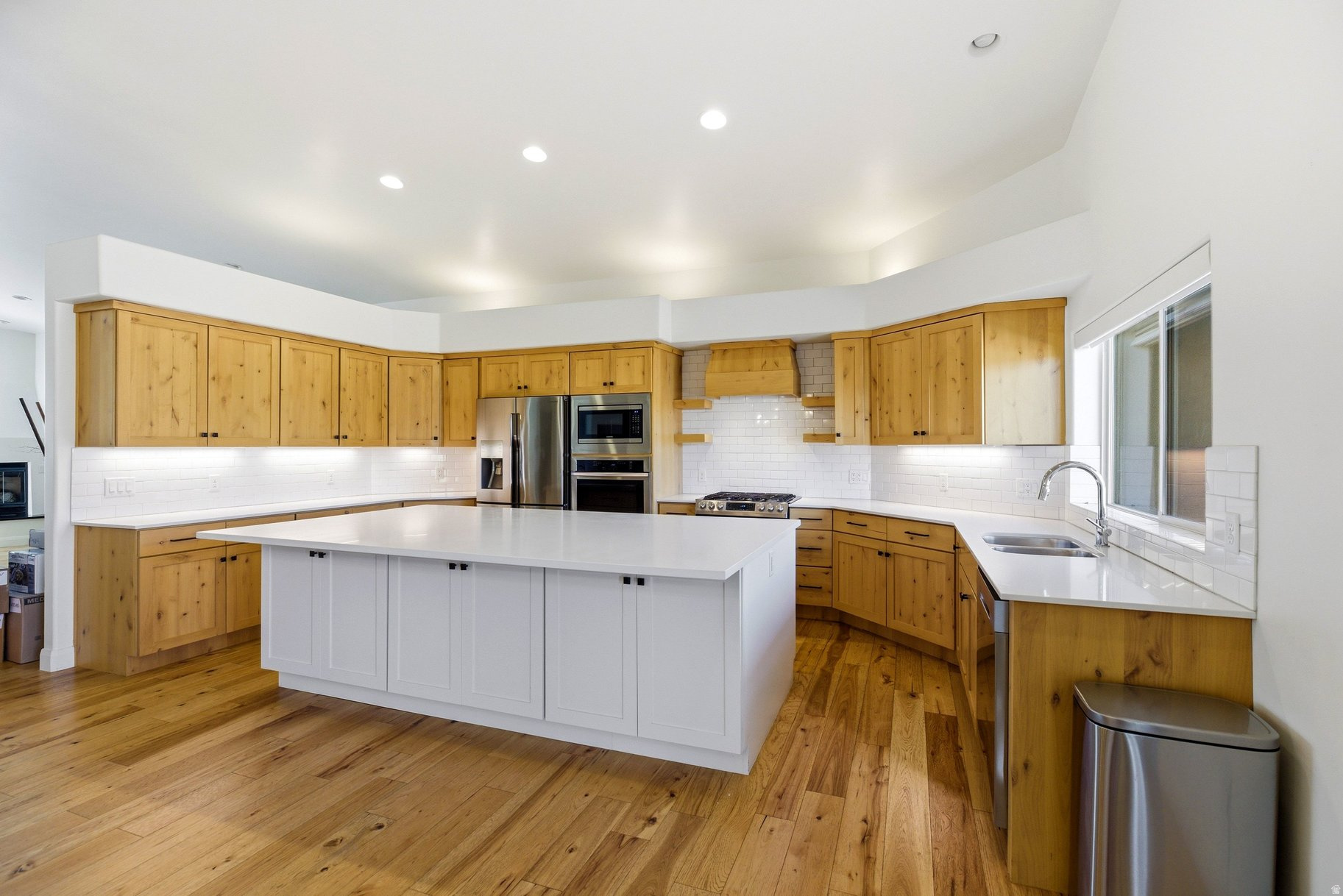 LAVA COVE AT ENTRADA - Residential