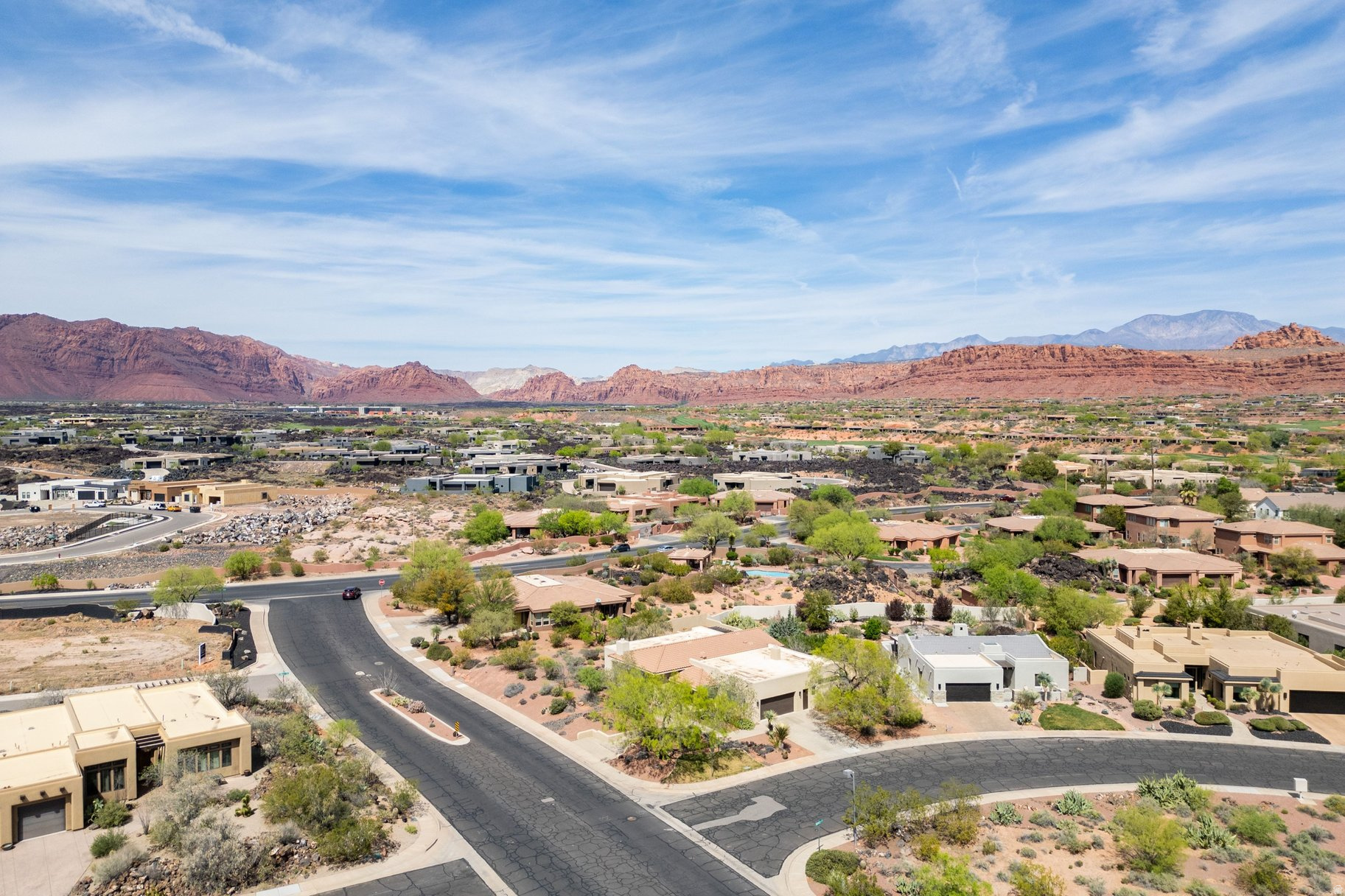 LAVA COVE AT ENTRADA - Residential