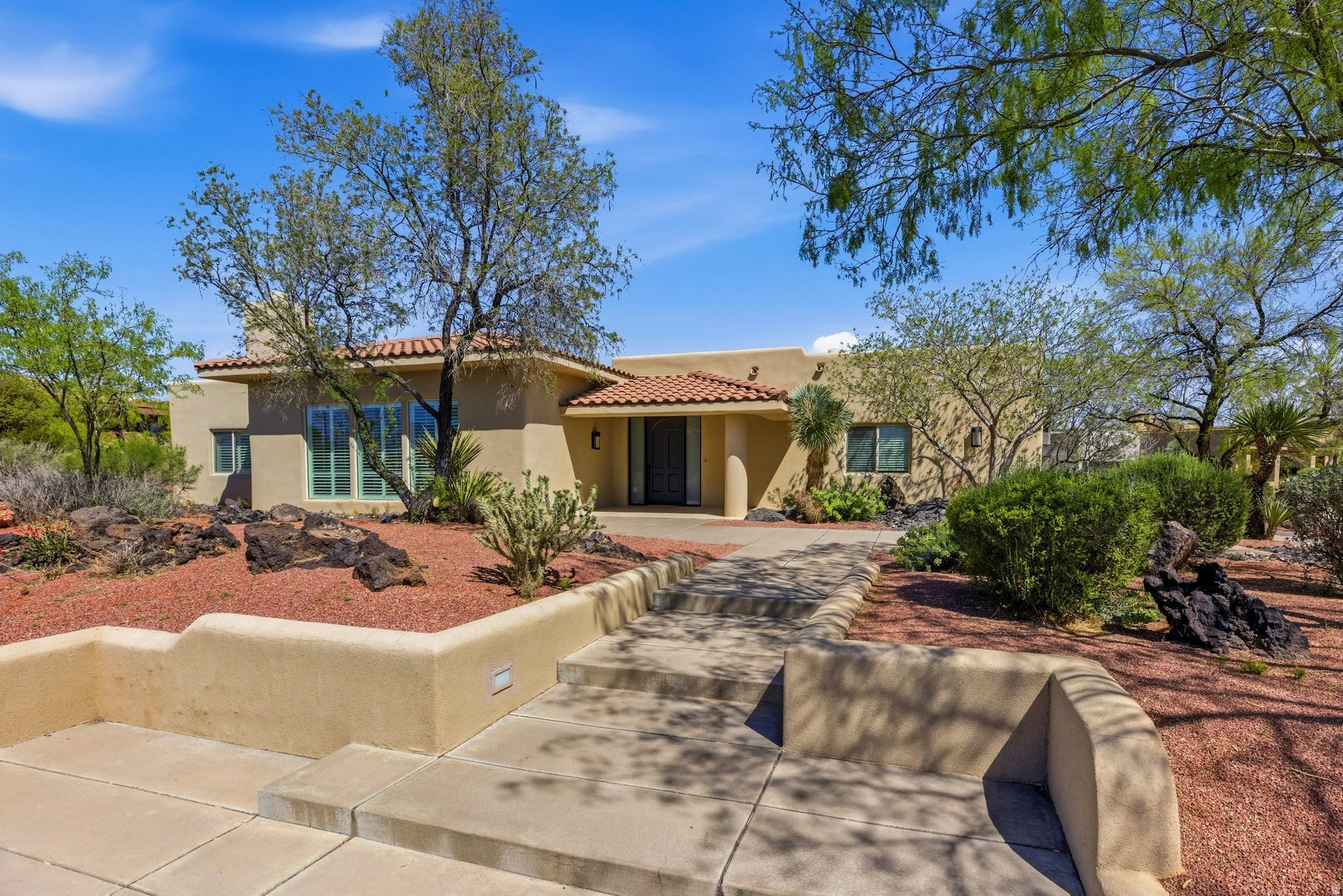 LAVA COVE AT ENTRADA - Residential