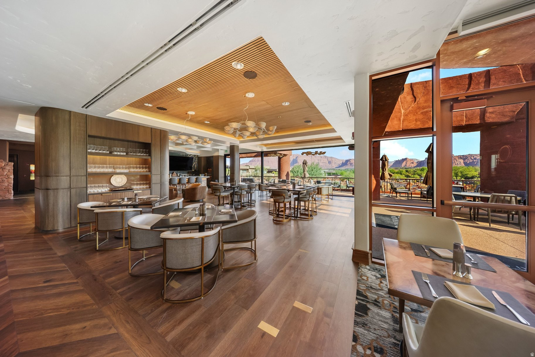 LAVA COVE AT ENTRADA - Residential