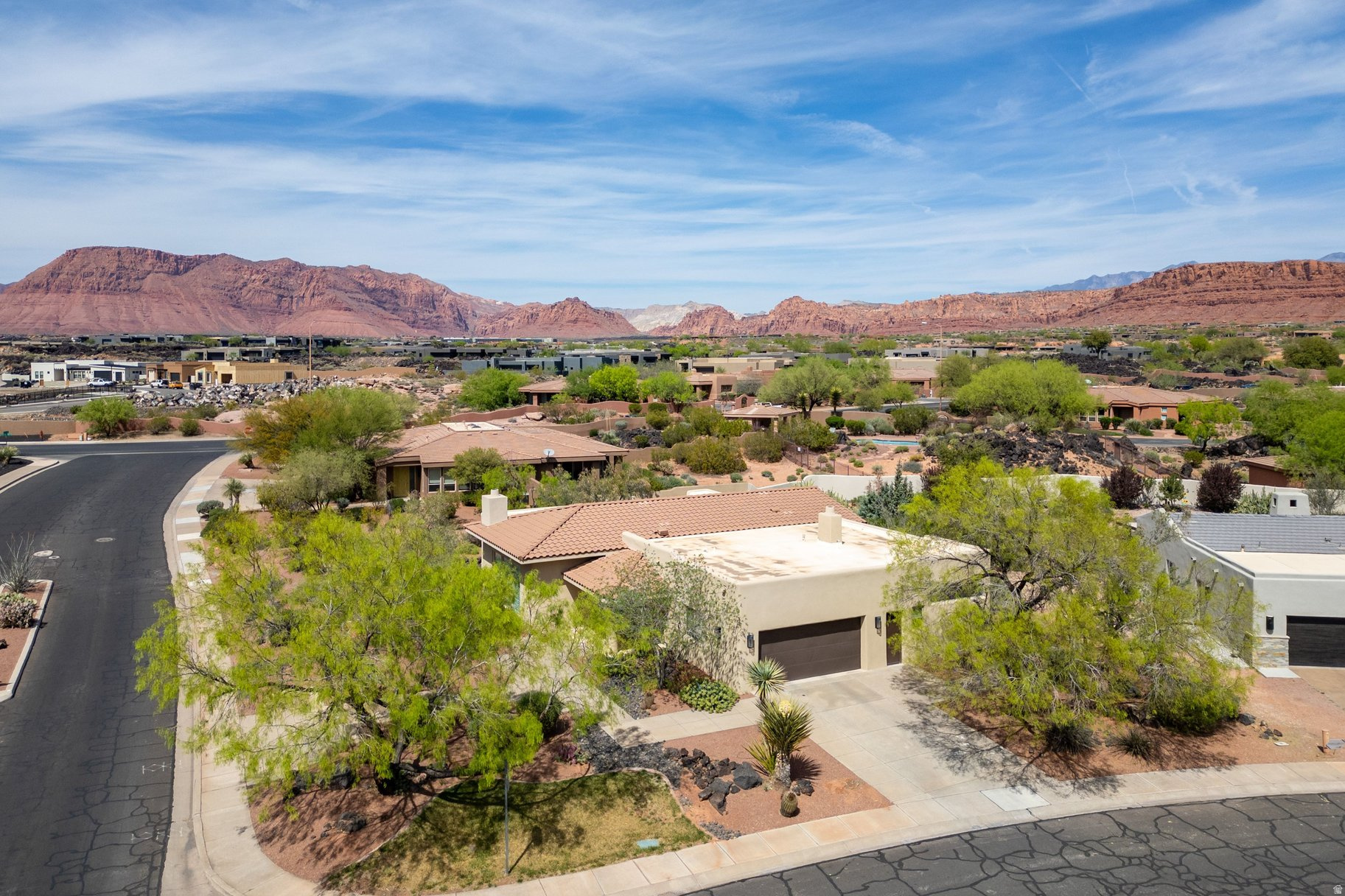 LAVA COVE AT ENTRADA - Residential