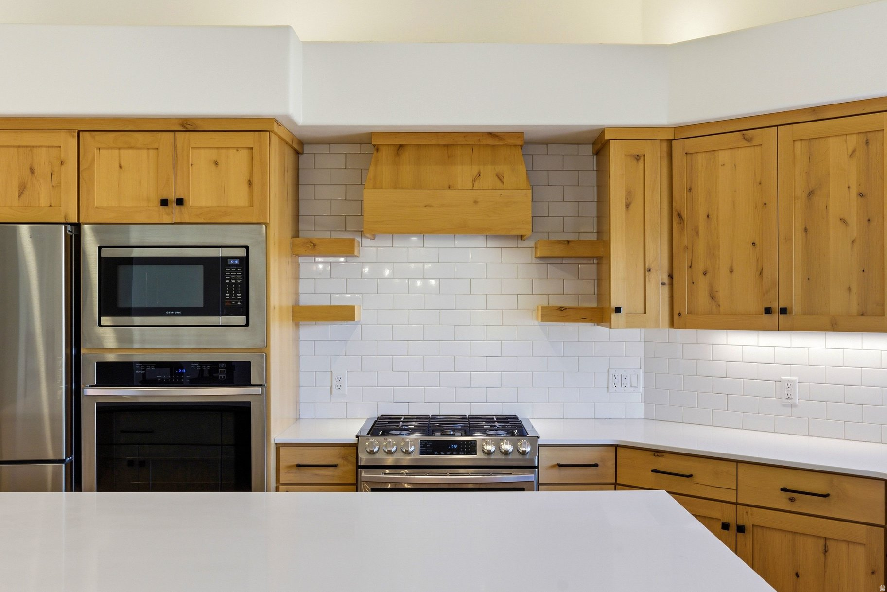 LAVA COVE AT ENTRADA - Residential