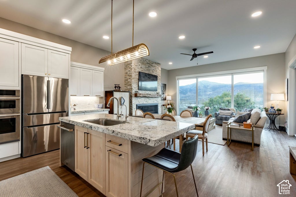 Photo of 11529 N GROVES EDGE DR, Hideout, UT 84036 (MLS # 2191982)